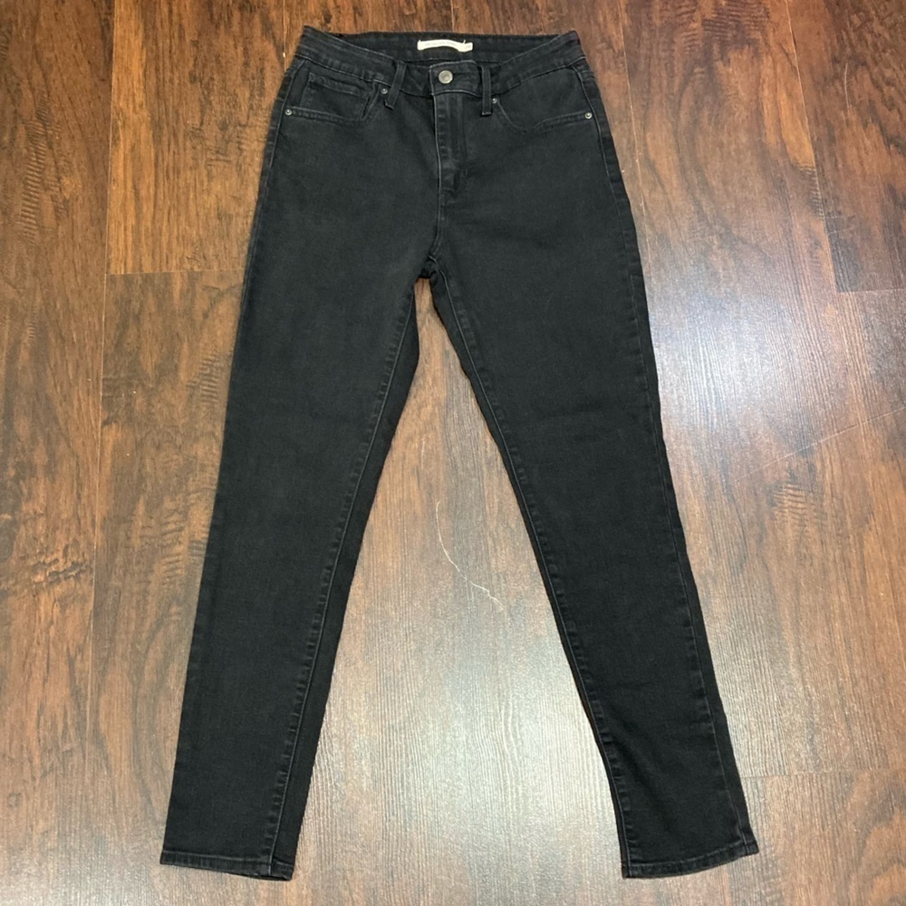 LEVIS 721 High Rise  Skinny Jeans in like new condition size 28 - Picture 9 of 16